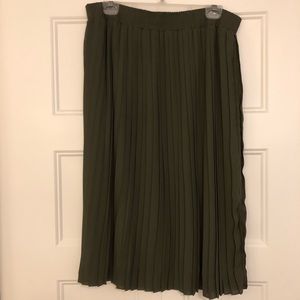 Who What Wear Accordion Skirt